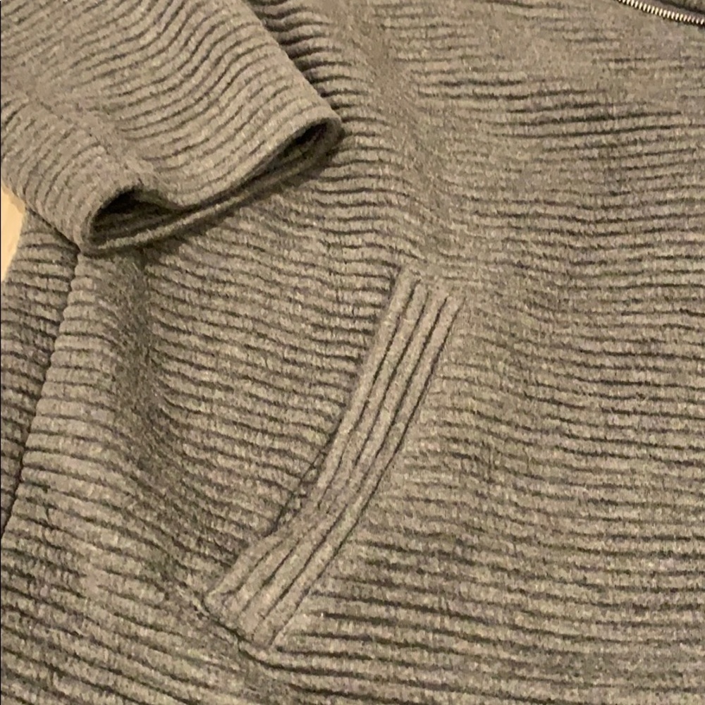 Grey ribbed jacket - Picture 2 of 4